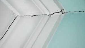 Is It Normal For A New House To Settle And Crack